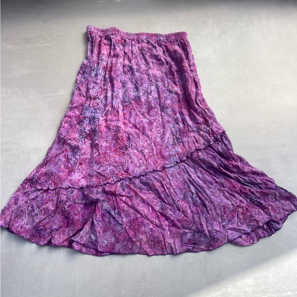 The Unbranded Brand Dresses & Skirts - Purple Tie Dye Batik Ruffle Midi Skirt